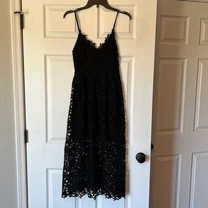 ASTR the label black lace midi dress